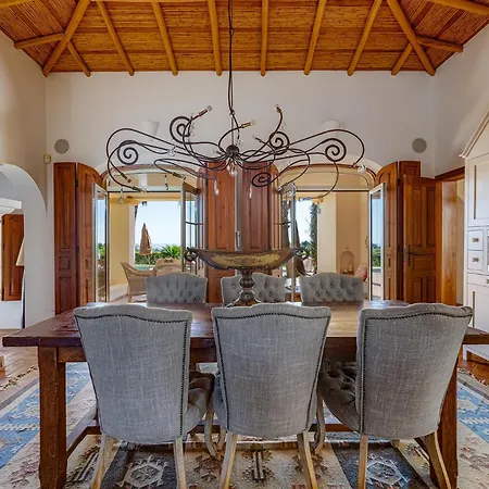 Quinta Paraiso -v024 Villa